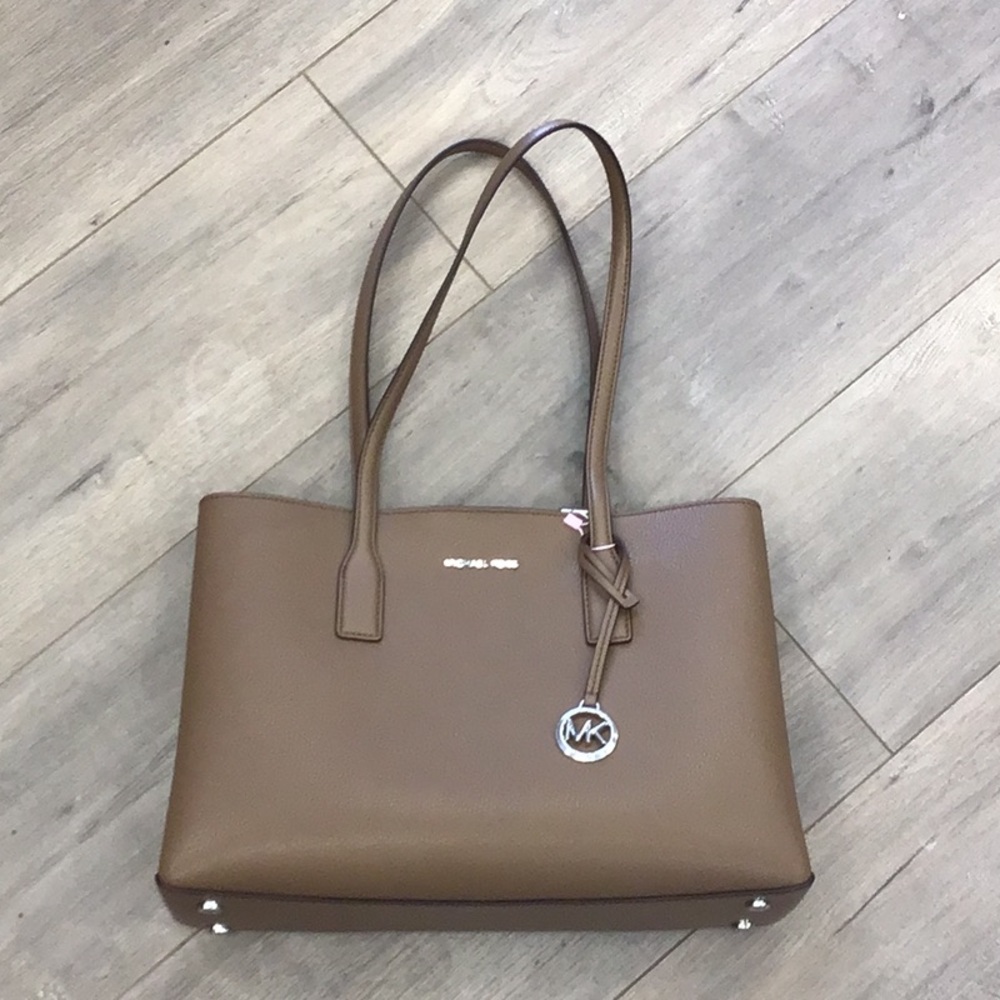 Michael Kors Taupe leather tote bag